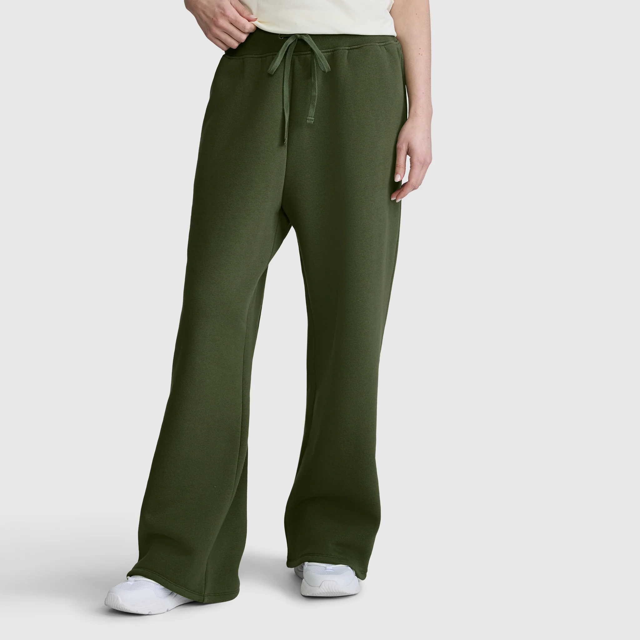 Wide Leg Fleece Sweatpants. C Logo
